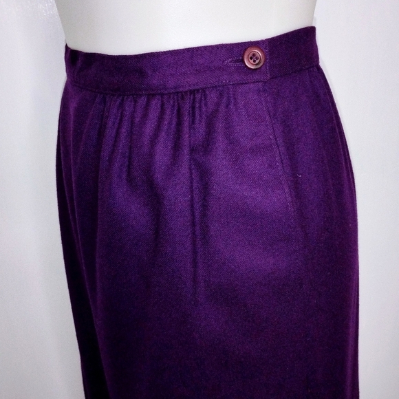 DARK PLUM VINTAGE PENDLETON SKIRT - Picture 1 of 8